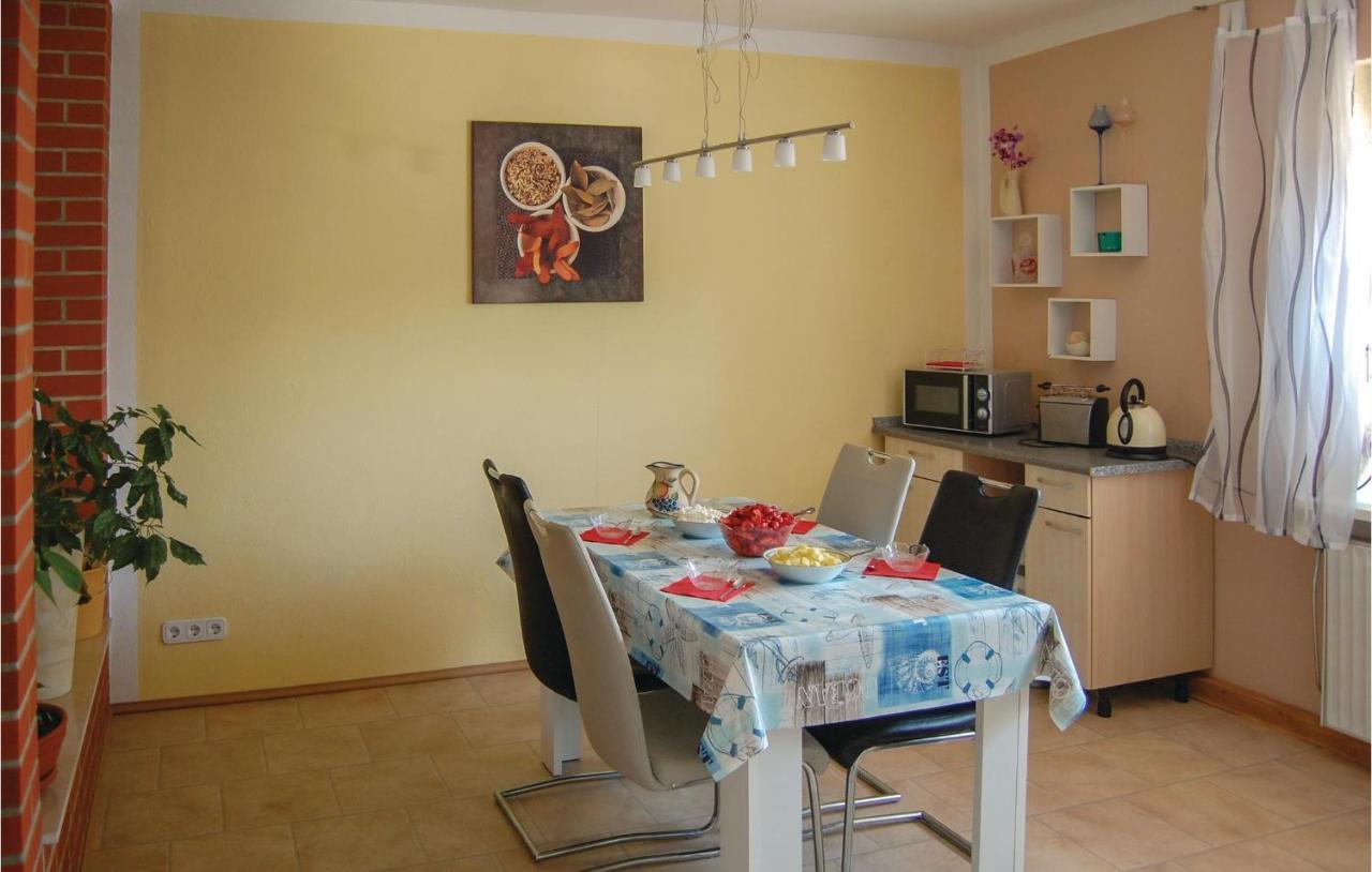Awesome Apartment In Rostock With Wifi Zewnętrze zdjęcie